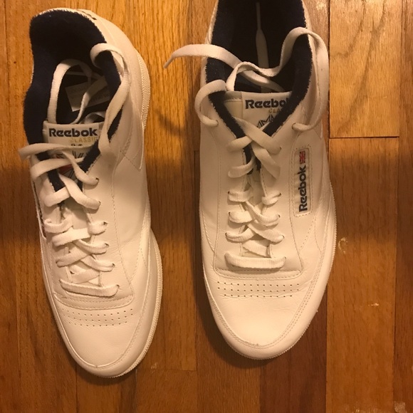 Brand New Never Worn Reeboks - Picture 4 of 5